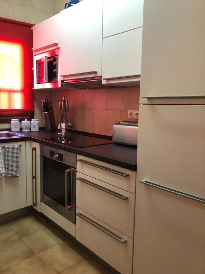 Charming 2 Bed Apartment Next To Cabopino Beach, Spain มาร์เบยา ภายนอก รูปภาพ
